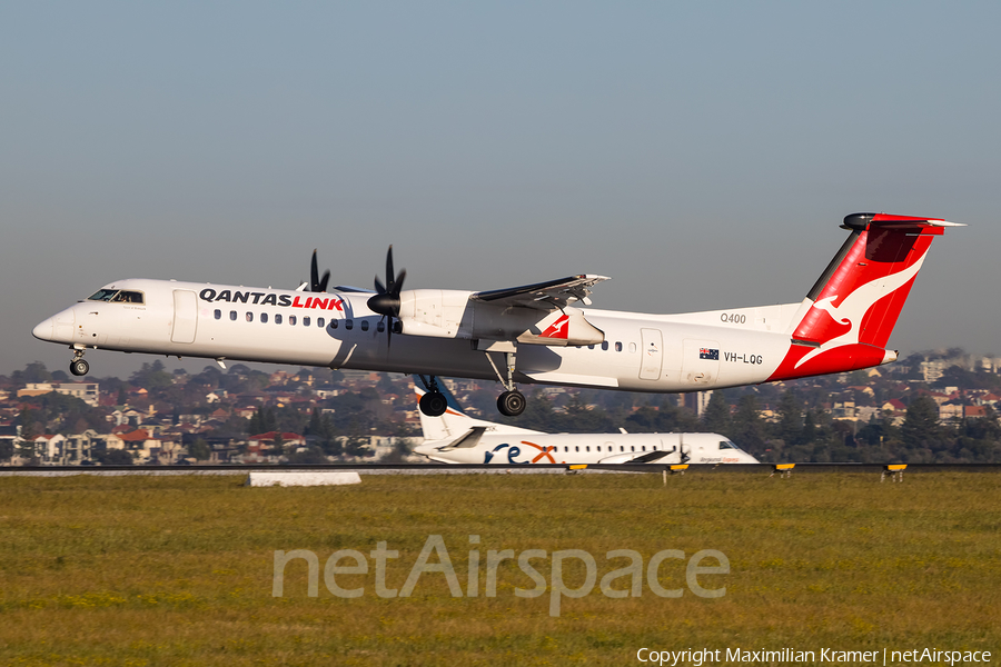 QantasLink (Sunstate Airlines) Bombardier DHC-8-402Q (VH-LQG) | Photo 390121