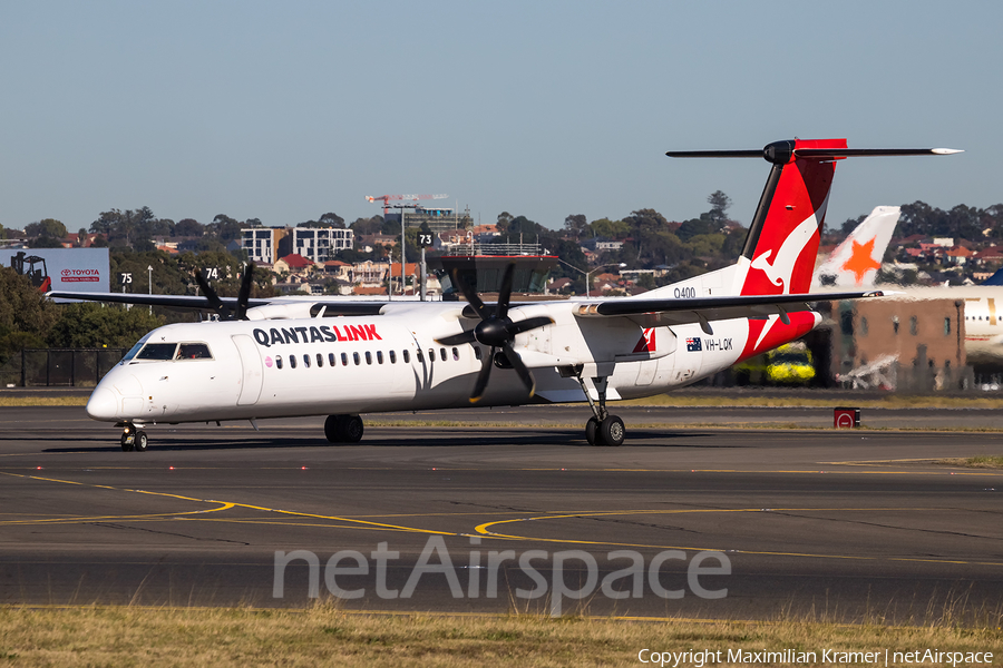 QantasLink (Sunstate Airlines) Bombardier DHC-8-402Q (VH-LQK) | Photo 389800