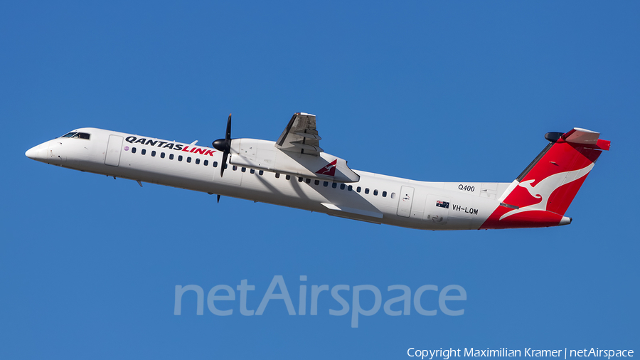 QantasLink (Sunstate Airlines) Bombardier DHC-8-402Q (VH-LQM) | Photo 390465