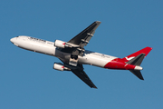 Qantas Boeing 767-338(ER) (VH-OGF) at  Sydney - Kingsford Smith International, Australia