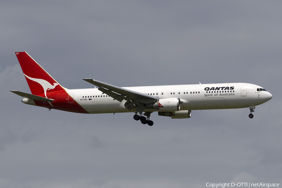 Qantas Boeing 767-338(ER) (VH-OGU) | Photo 284029