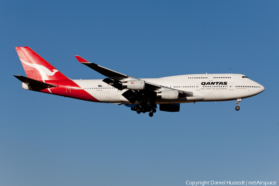 Qantas Boeing 747-438 (VH-OJA) | Photo 425886