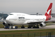 Qantas Boeing 747-438 (VH-OJD) at  Frankfurt am Main, Germany