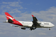 Qantas Boeing 747-438 (VH-OJP) at  Johannesburg - O.R.Tambo International, South Africa