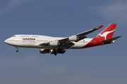 Qantas Boeing 747-438 (VH-OJQ) at  London - Heathrow, United Kingdom