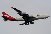 Qantas Boeing 747-438 (VH-OJR) at  Singapore - Changi, Singapore