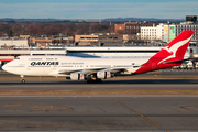 Qantas Boeing 747-438 (VH-OJT) at  New York - John F. Kennedy International, United States