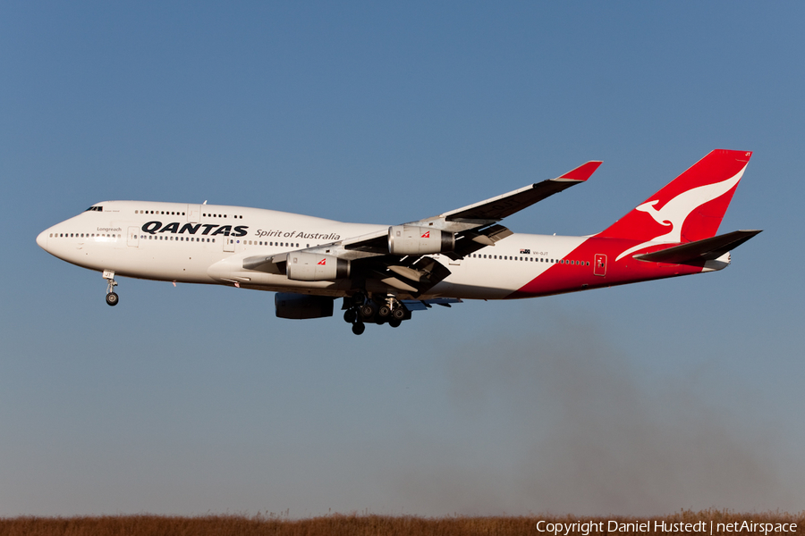 Qantas Boeing 747-438 (VH-OJT) | Photo 444140