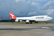 Qantas Boeing 747-438 (VH-OJT) at  Singapore - Changi, Singapore
