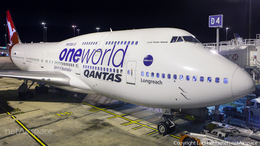Qantas Boeing 747-438 (VH-OJU) | Photo 304359