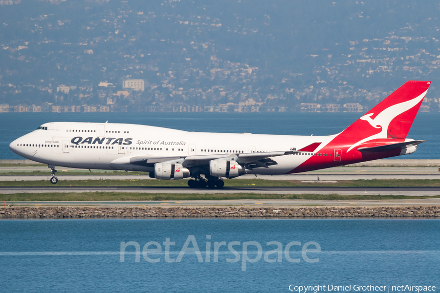 Qantas Boeing 747-438 (VH-OJU) | Photo 255354