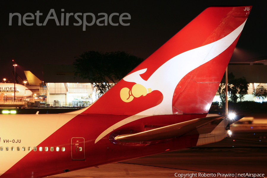 Qantas Boeing 747-438 (VH-OJU) | Photo 408871