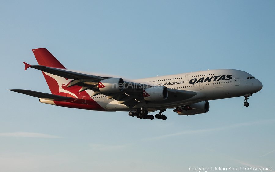 Qantas Airbus A380-842 (VH-OQA) | Photo 76742