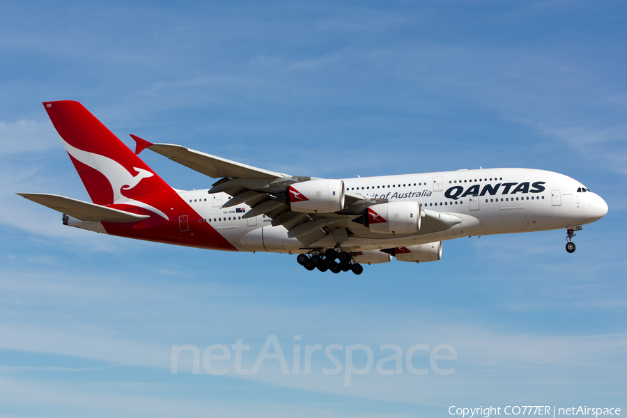 Qantas Airbus A380-842 (VH-OQB) | Photo 199505