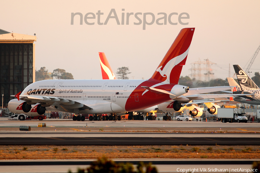 Qantas Airbus A380-842 (VH-OQB) | Photo 54264