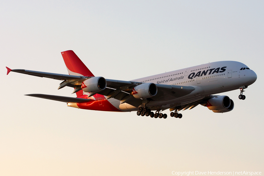 Qantas Airbus A380-842 (VH-OQB) | Photo 21789