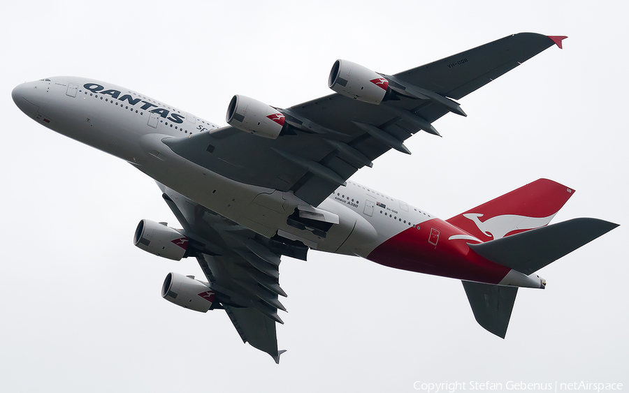 Qantas Airbus A380-842 (VH-OQB) | Photo 2757
