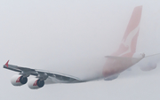 Qantas Airbus A380-842 (VH-OQB) at  London - Heathrow, United Kingdom