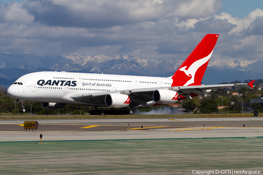 Qantas Airbus A380-842 (VH-OQC) | Photo 335037