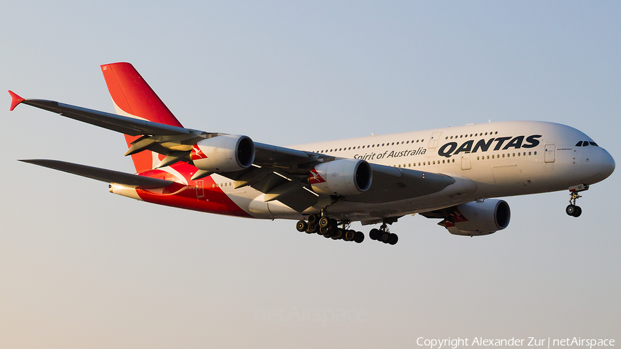 Qantas Airbus A380-842 (VH-OQC) | Photo 109612