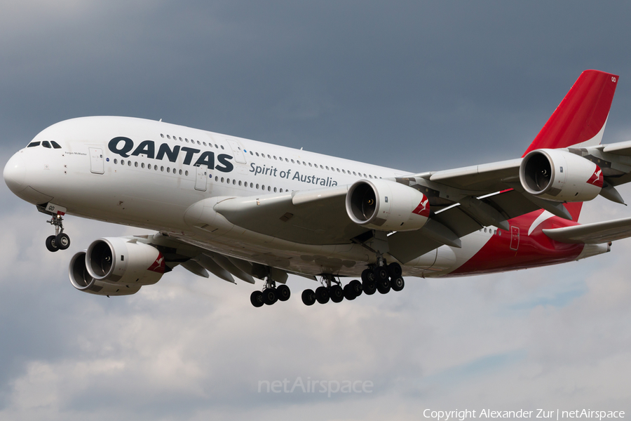 Qantas Airbus A380-842 (VH-OQD) | Photo 176135