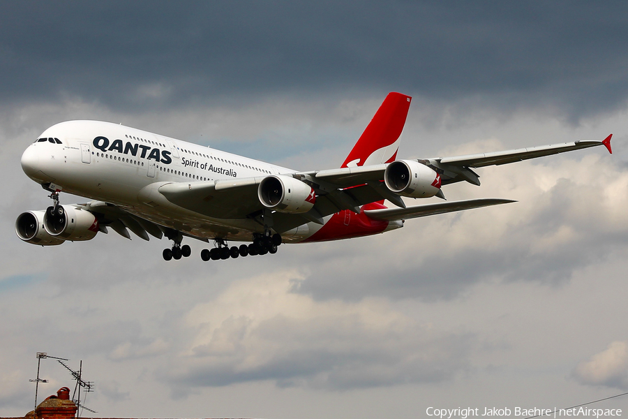 Qantas Airbus A380-842 (VH-OQD) | Photo 187505