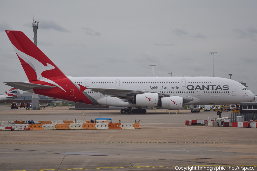 Qantas Airbus A380-842 (VH-OQD) | Photo 424970