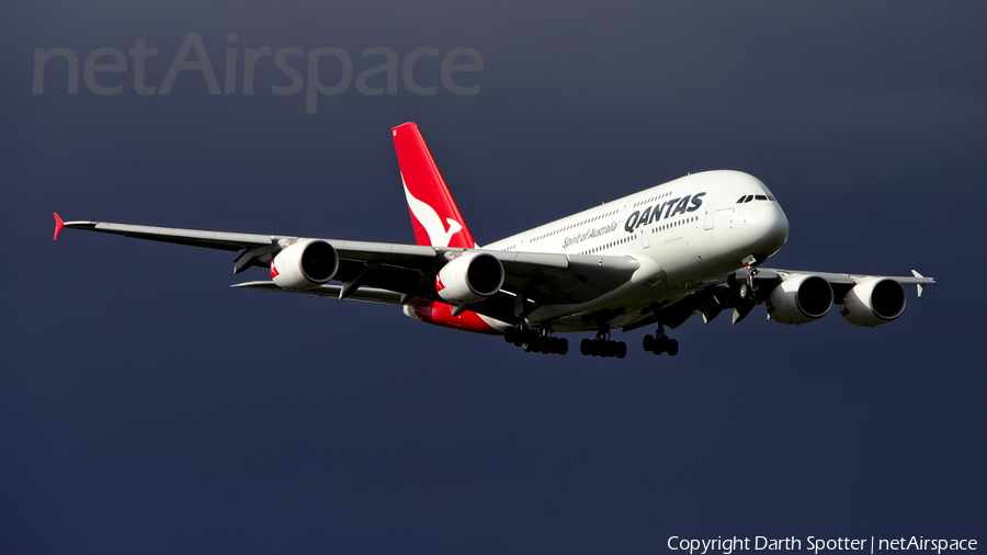 Qantas Airbus A380-842 (VH-OQE) | Photo 132734
