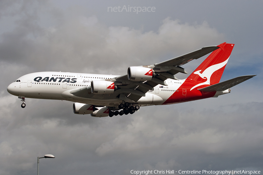 Qantas Airbus A380-842 (VH-OQE) | Photo 3545