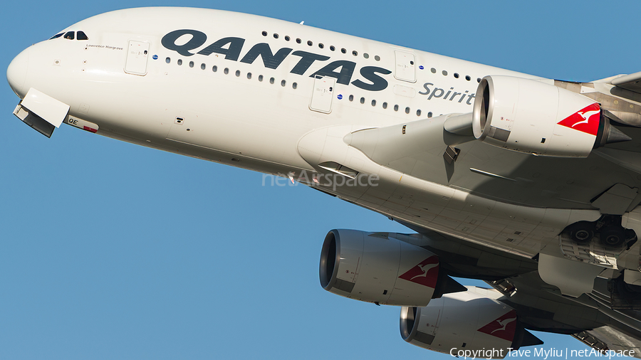 Qantas Airbus A380-842 (VH-OQE) | Photo 79831