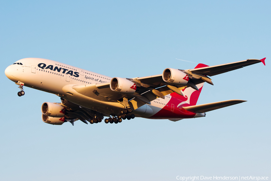 Qantas Airbus A380-842 (VH-OQF) | Photo 28957