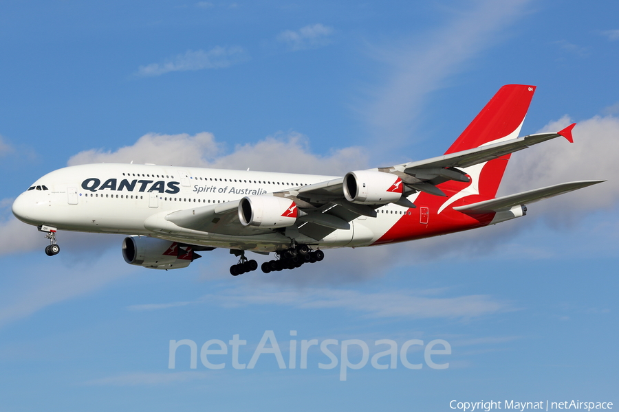 Qantas Airbus A380-842 (VH-OQH) | Photo 210484
