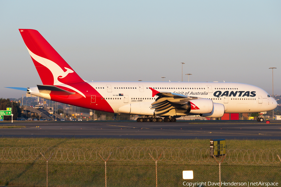 Qantas Airbus A380-842 (VH-OQH) | Photo 96323