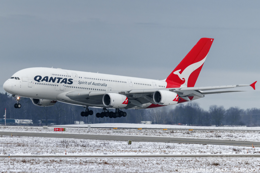 Qantas Airbus A380-842 (VH-OQI) | Photo 663037