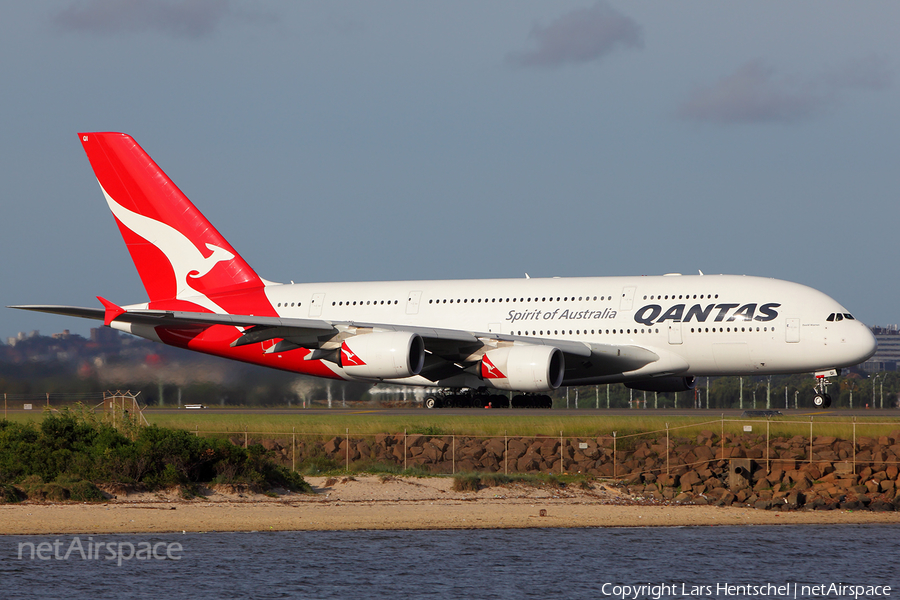 Qantas Airbus A380-842 (VH-OQI) | Photo 127740