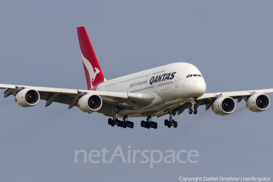 Qantas Airbus A380-842 (VH-OQJ) | Photo 186849
