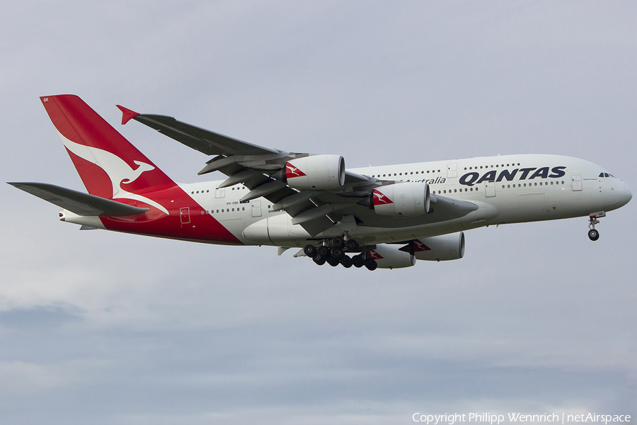 Qantas Airbus A380-842 (VH-OQK) | Photo 116238