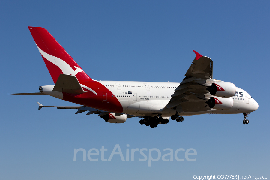Qantas Airbus A380-842 (VH-OQL) | Photo 61810