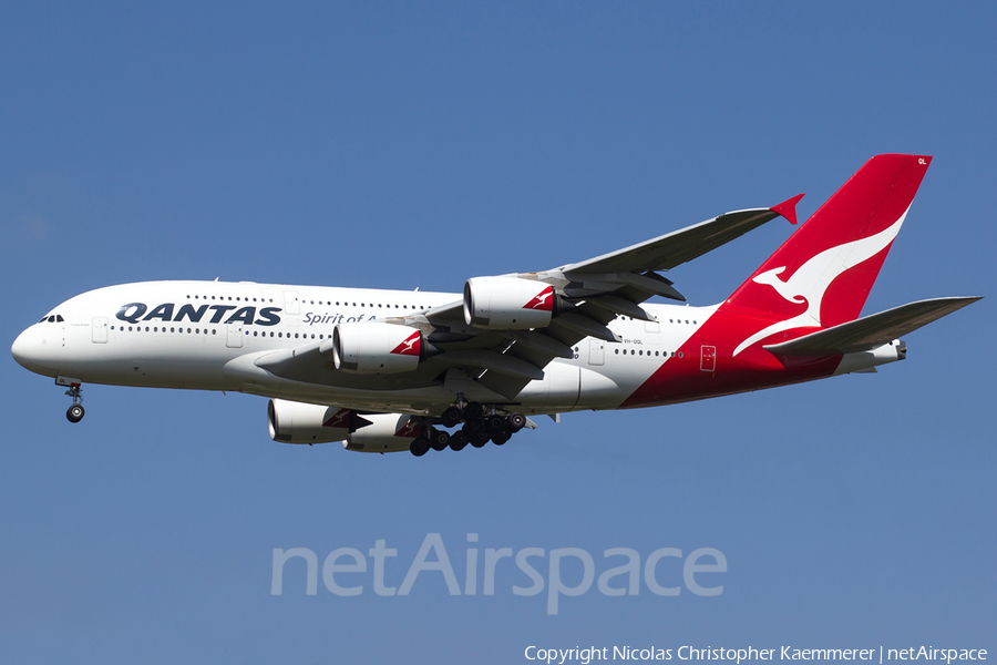 Qantas Airbus A380-842 (VH-OQL) | Photo 100407