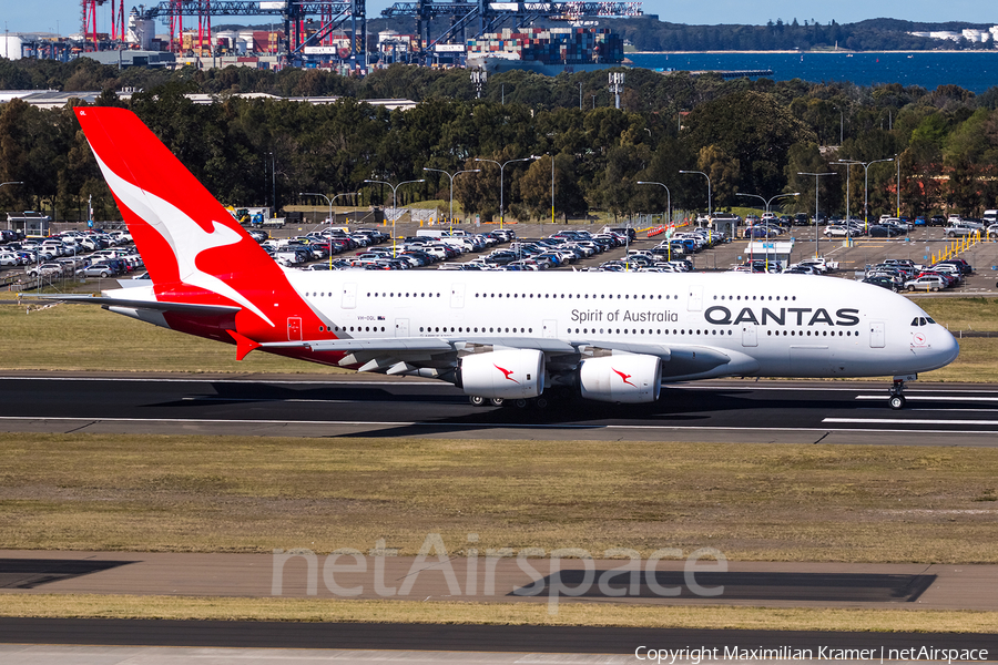 Qantas Airbus A380-842 (VH-OQL) | Photo 391489
