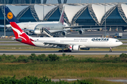 Qantas Airbus A330-301 (VH-QPC) at  Bangkok - Suvarnabhumi International, Thailand
