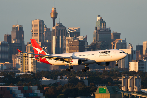 Qantas Airbus A330-301 (VH-QPD) at  Sydney - Kingsford Smith International, Australia