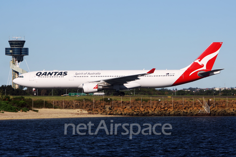 Qantas Airbus A330-301 (VH-QPD) at  Sydney - Kingsford Smith International, Australia