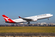 Qantas Airbus A330-303 (VH-QPH) at  Sydney - Kingsford Smith International, Australia