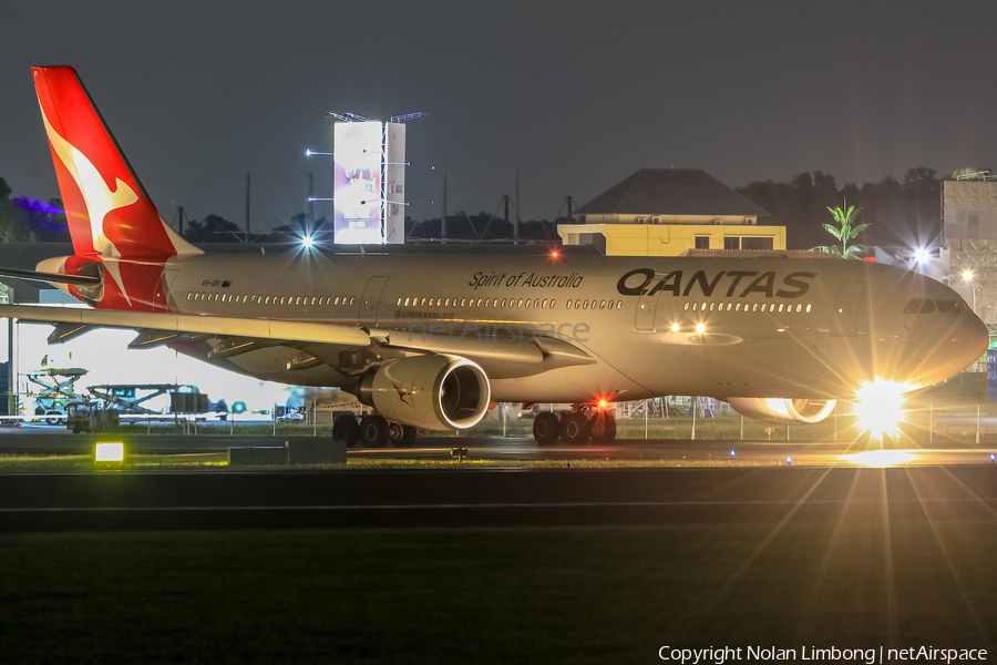 Qantas Airbus A330-303 (VH-QPI) | Photo 541318