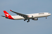 Qantas Airbus A330-303 (VH-QPJ) at  Singapore - Changi, Singapore