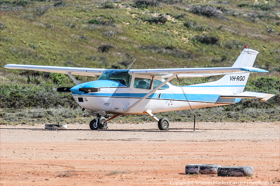 (Private) Cessna 182P Skylane (VH-RGO) | Photo 172177