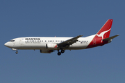 Qantas Boeing 737-476 (VH-TJL) at  Melbourne, Australia