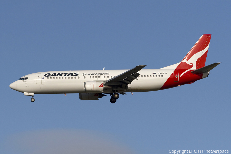 Qantas Boeing 737-476 (VH-TJO) | Photo 283654