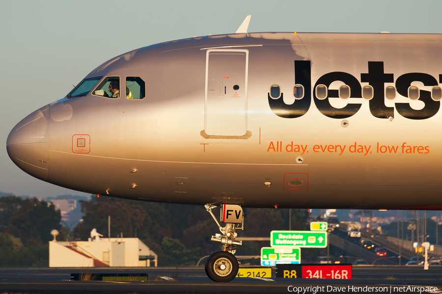 Jetstar Airways Airbus A320-232 (VH-VFV) | Photo 56998